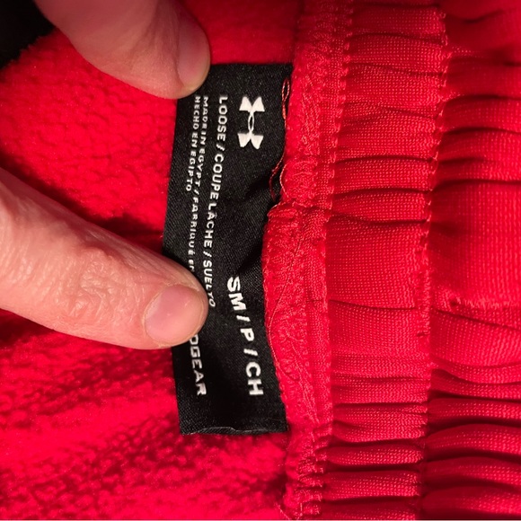 Under armour red loose fit cold gear mens sweats. Size S mens - Picture 2 of 4